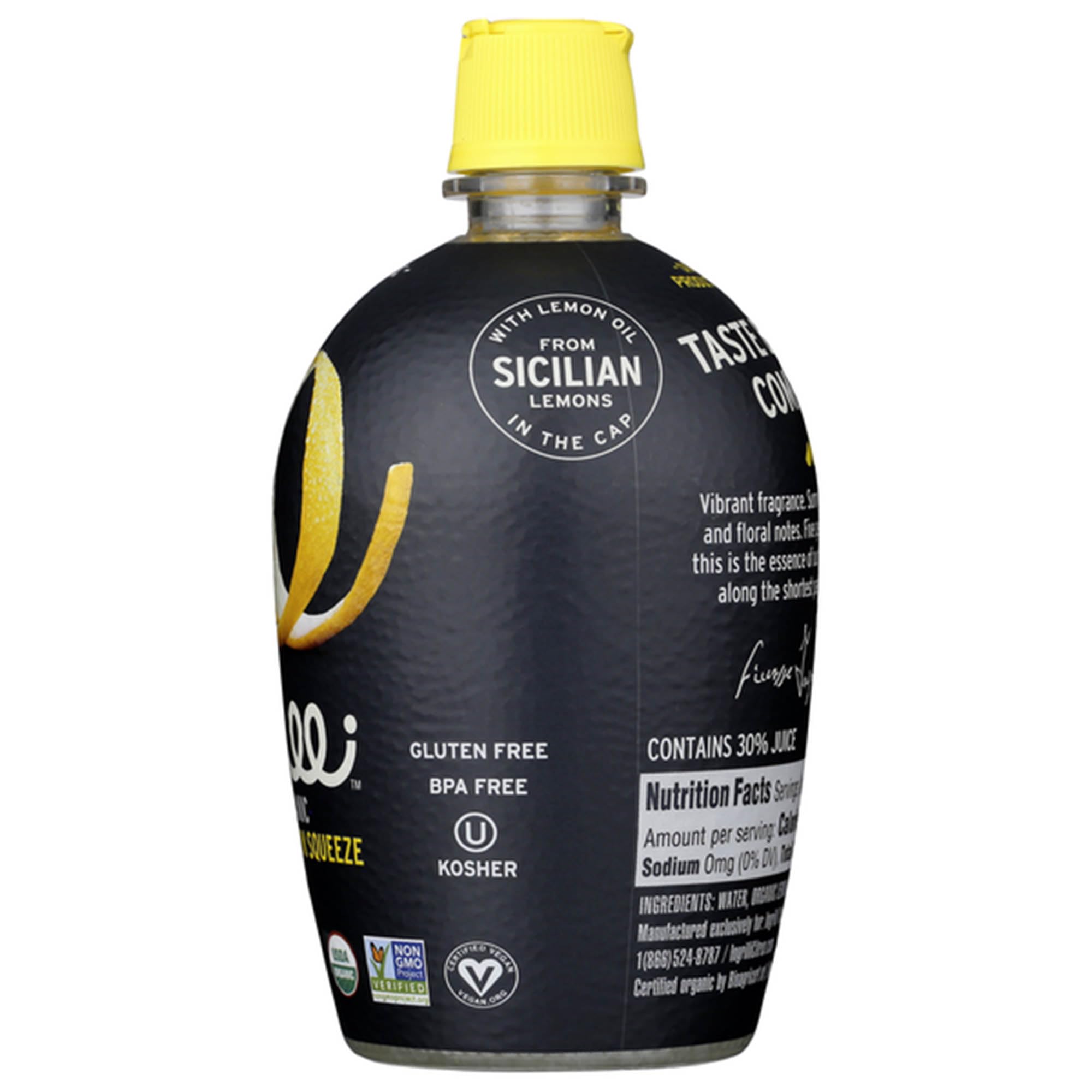 Close-up of lemon oil droplet highlighting Ingrilli aromatic boost and freshness