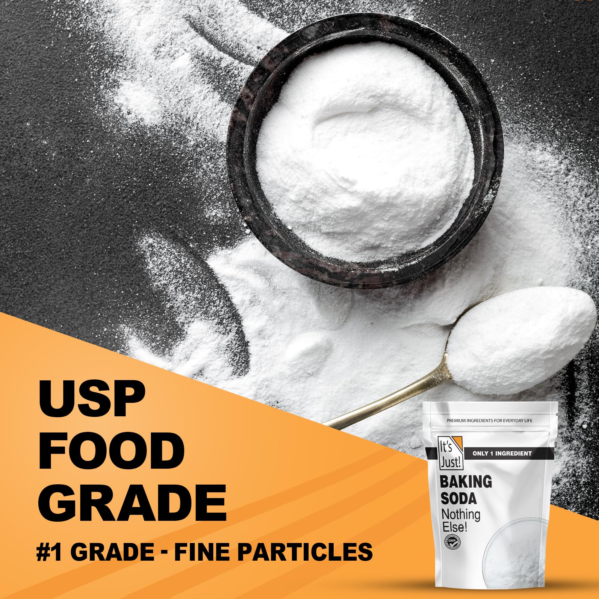 It's Just! scoop measuring baking soda to demonstrate accurate portioning and ease