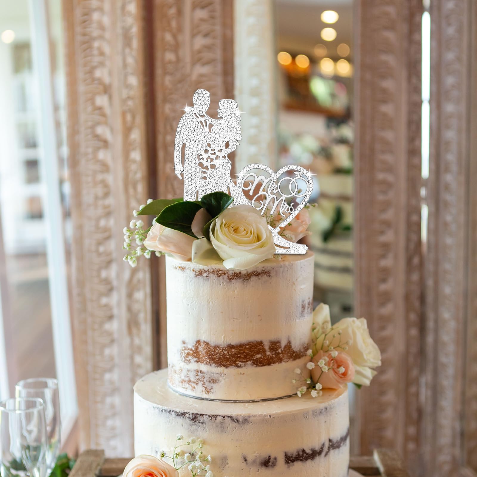 Jaciya side profile showing bride and groom silhouette for classic presentation