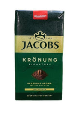 Jacobs Kronung bag held in hand to show size and convenient portioning