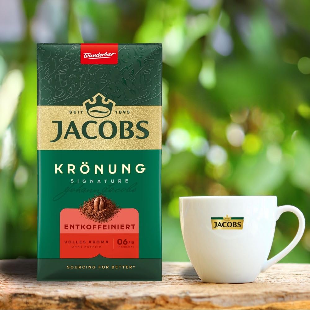 jacobs Kronung decaf close-up of ground coffee texture highlighting aroma and smooth extraction