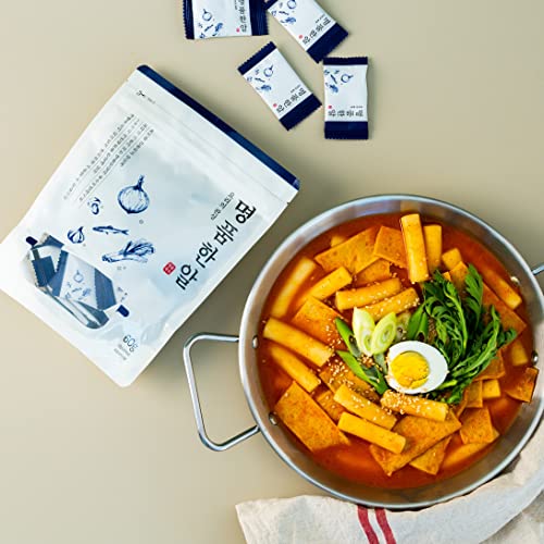 Jwellfood tablet dissolving in pot demonstrating quick broth preparation