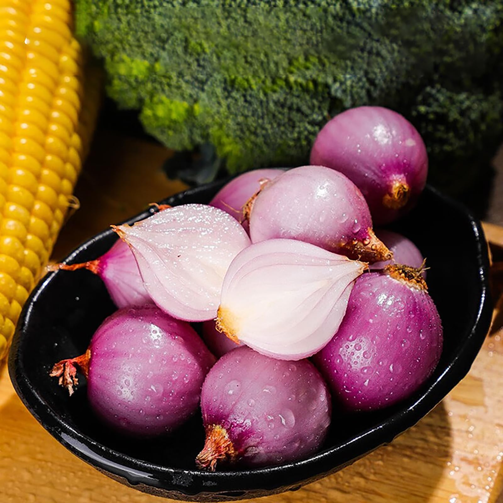 KachiKachi close-up of thin shallot slices highlighting crisp texture