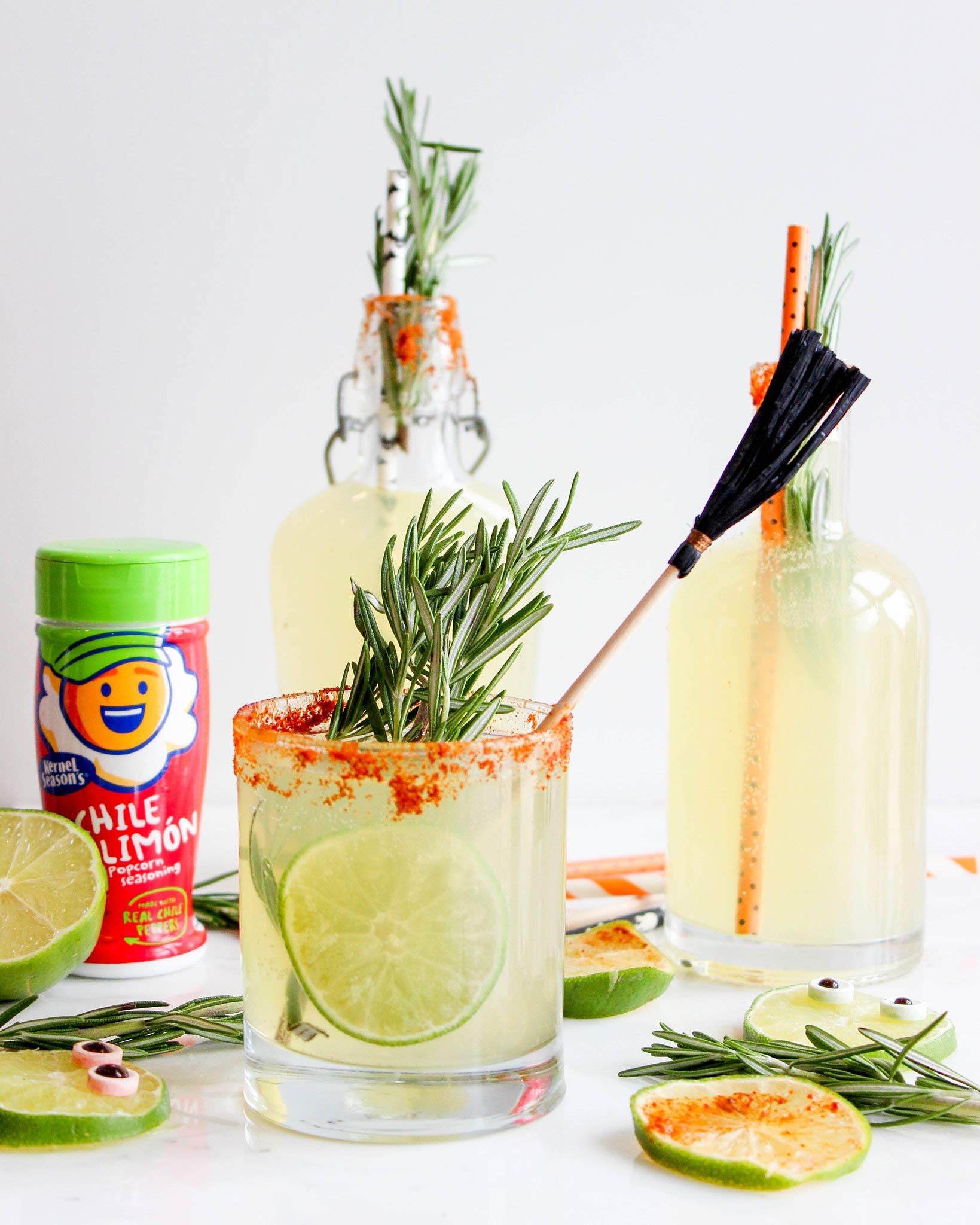 Kernel Season's in a serving bowl lifestyle shot showing party-ready zesty topping