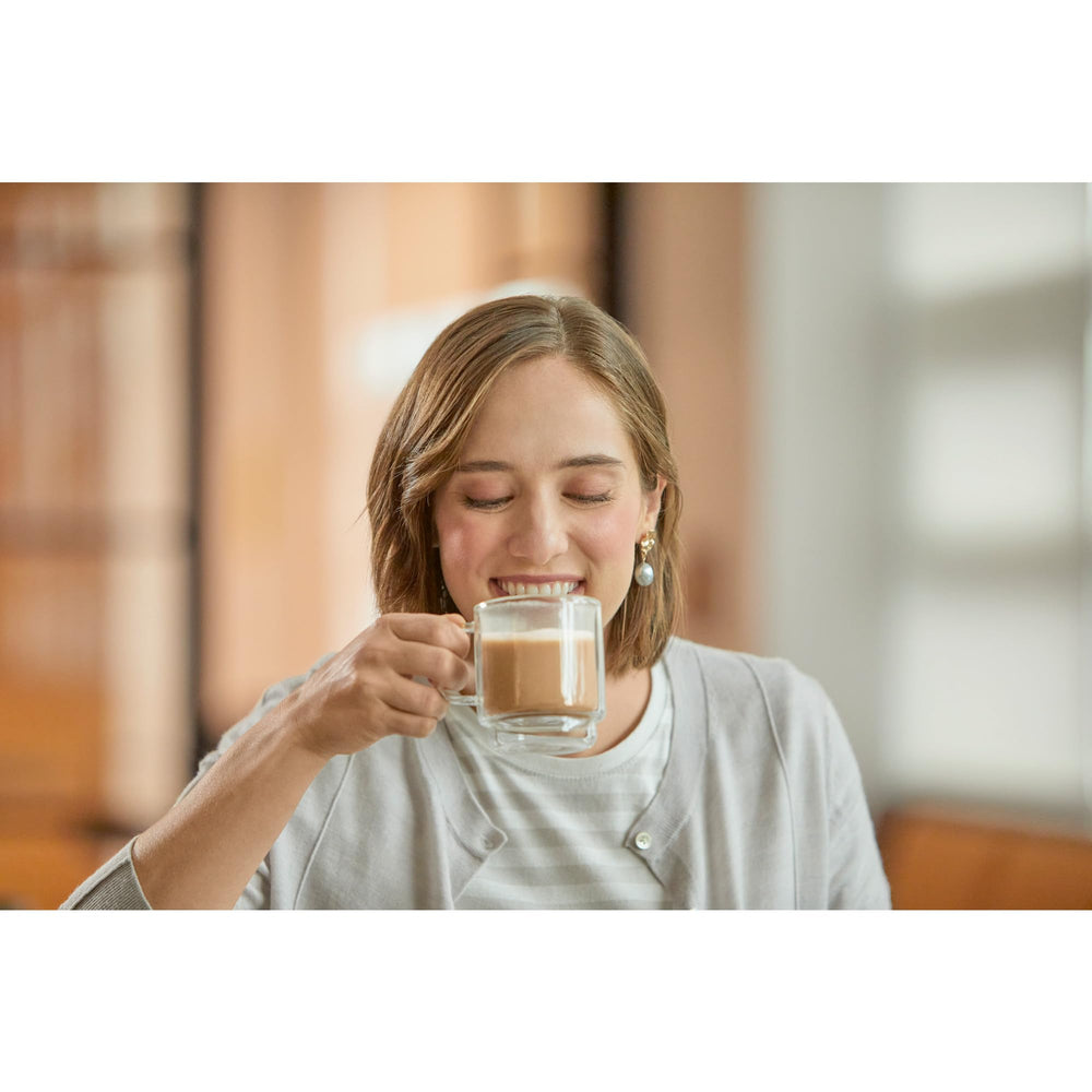 Keurig vanilla milk powder texture close-up illustrating smooth, easy-to-dissolve mix