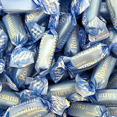 KLUB BULK close-up of crisp shell highlighting crunchy texture benefit