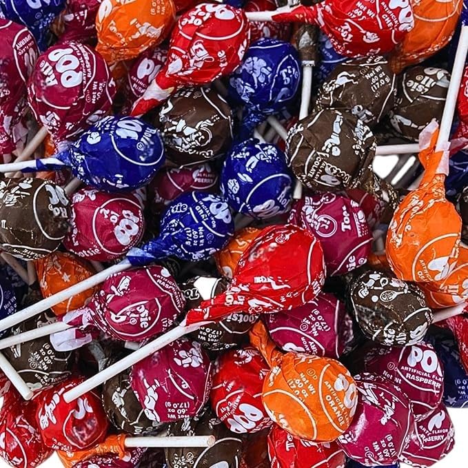 KLUB BULK close-up of assorted fruit flavored lollipops showing vibrant colors