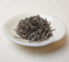 くらこん Kurakon sprinkled on ochazuke bowl to show finishing boost and texture