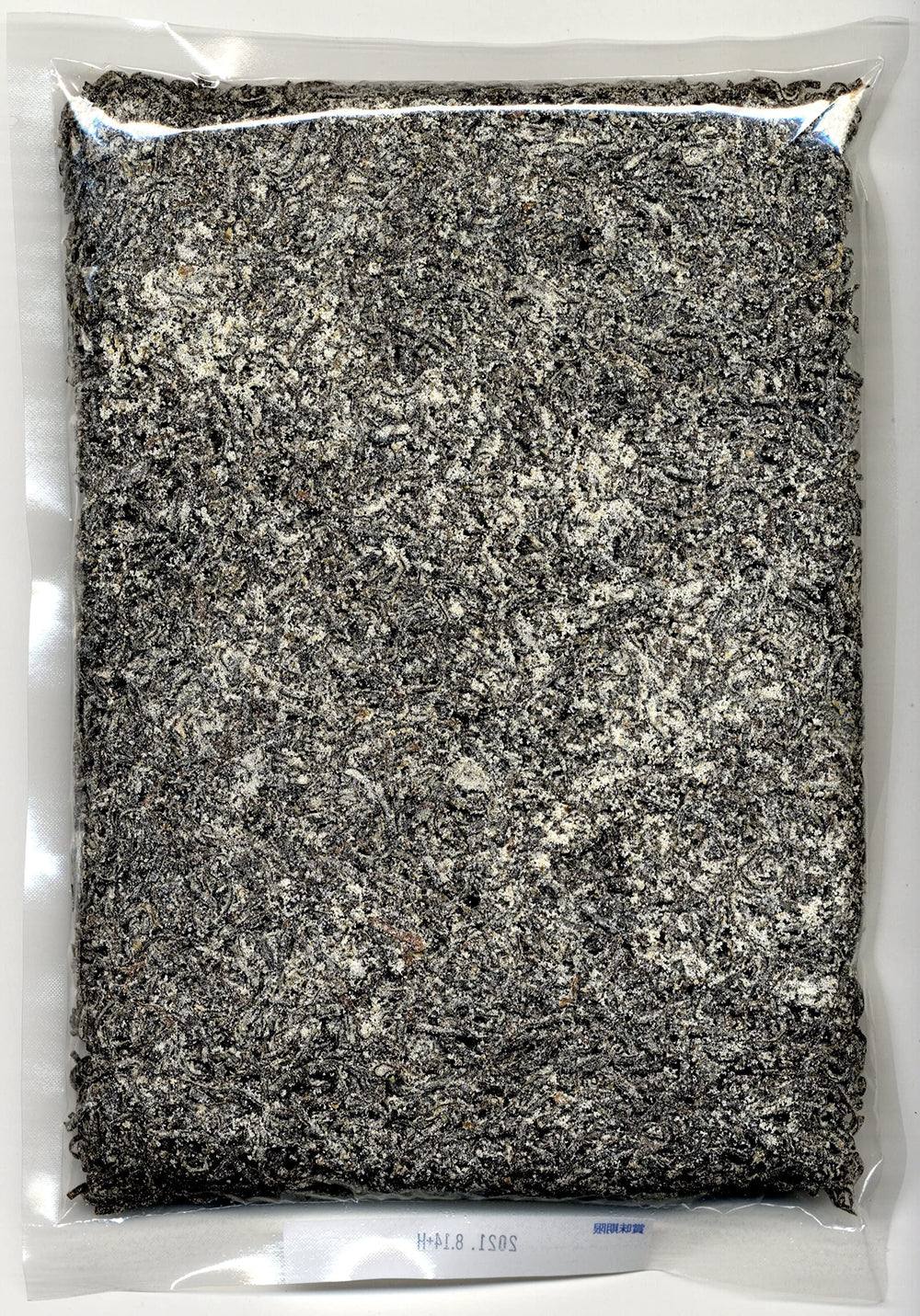 くらこん Kurakon close-up of kelp texture revealing firm salted strips and rich umami
