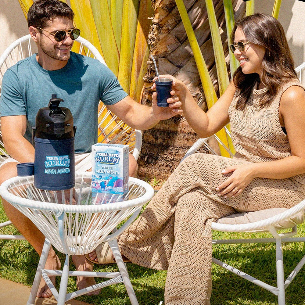 Kurupi lifestyle picnic with thermos and tereré illustrating social serving