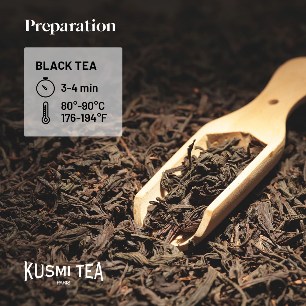 Kusmi Tea brewed cup with amber infusion, demonstrates rich color and full-bodied taste