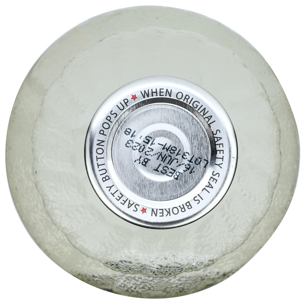 Lakewood label with organic certification visible for sourcing transparency benefit