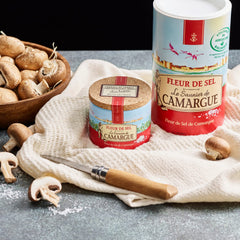 Le Saunier De Camargue open tub with spoon ready to use, convenient for seasoning