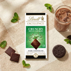 Lindt EXCELLENCE mint cookie squares closeup highlighting texture