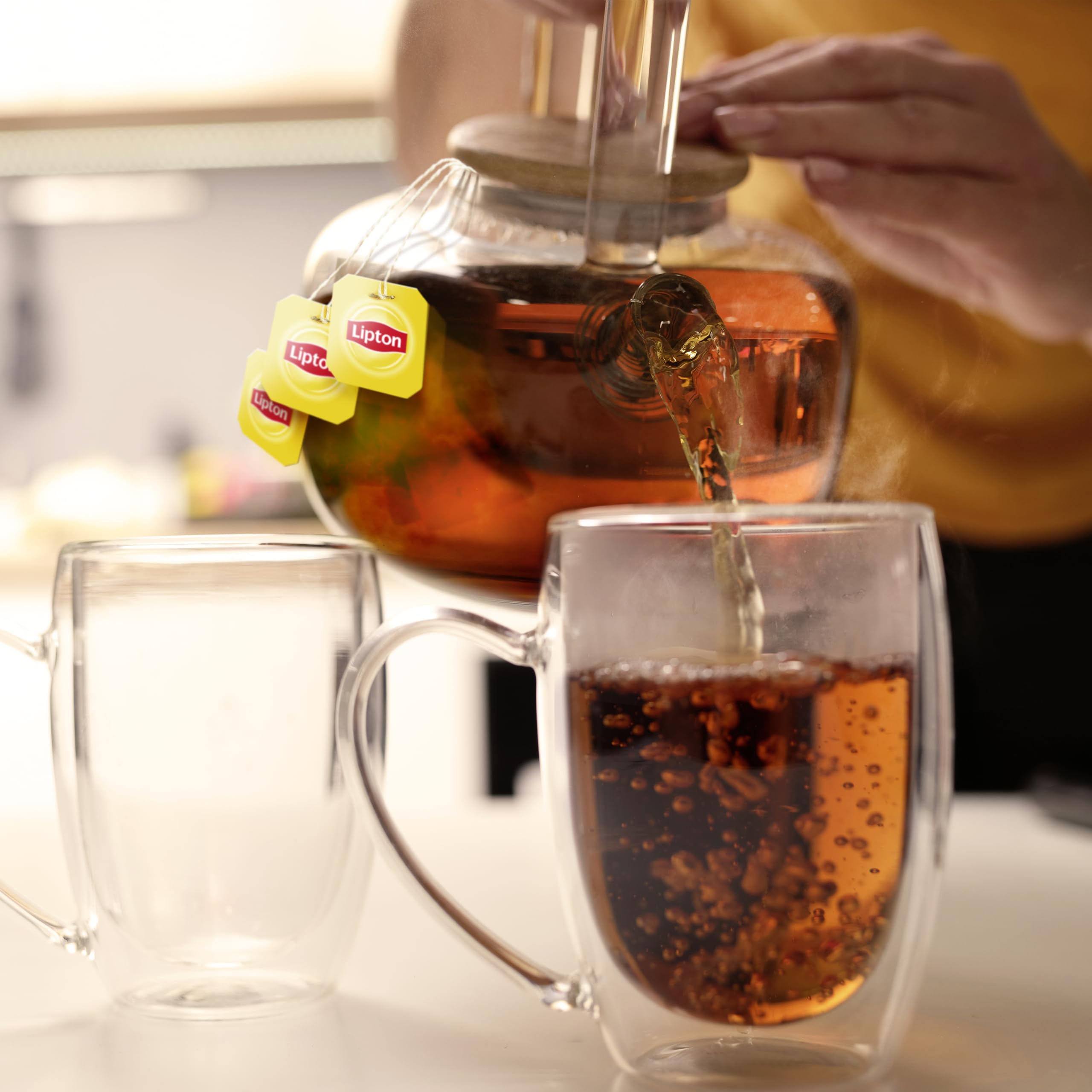 Lipton organic loose-leaf close-up showing leaf texture and natural sourcing quality