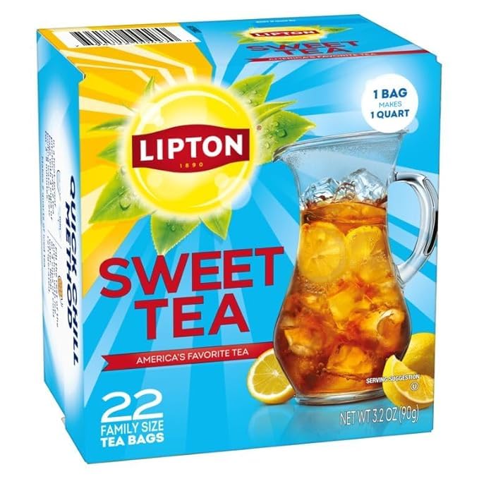 Outdoor picnic scene with Lipton Southern Sweet pitcher for entertaining