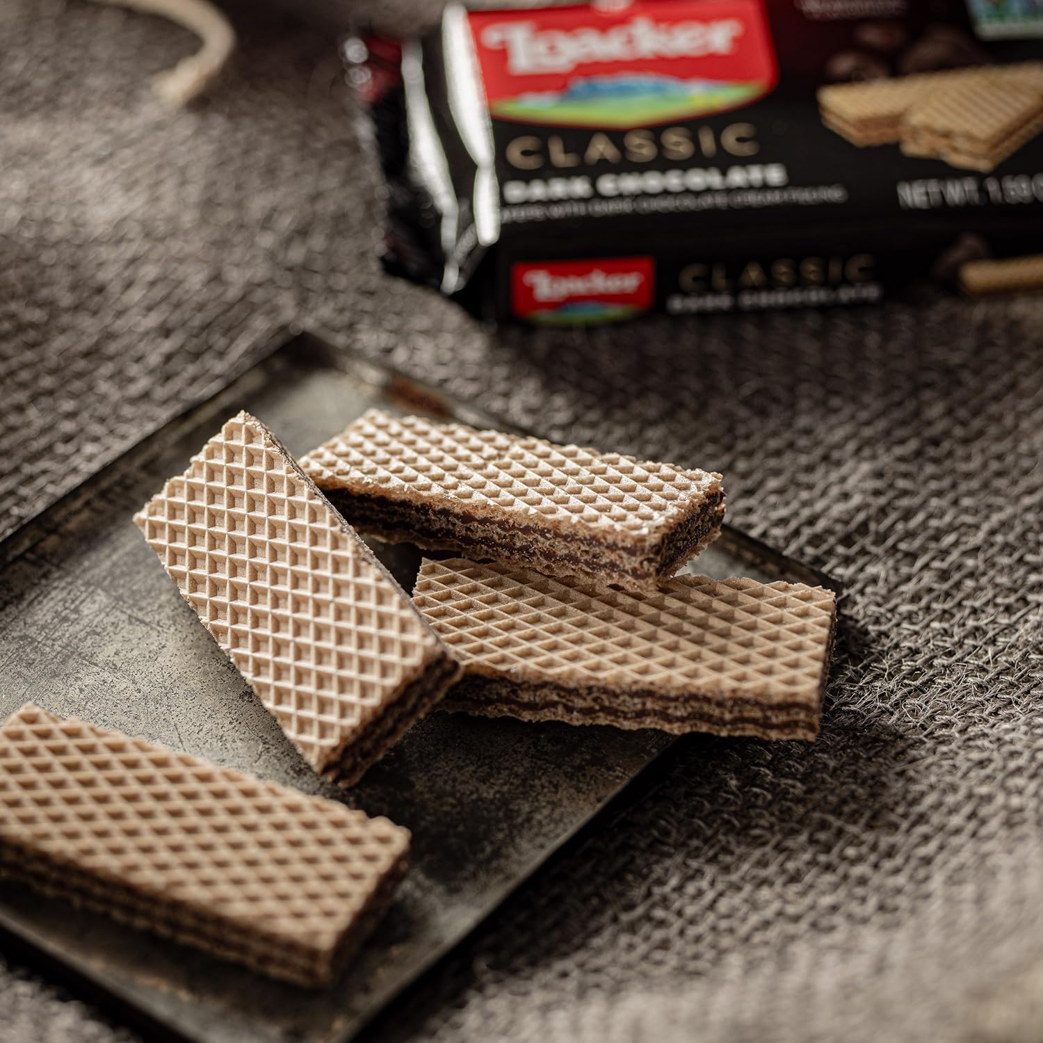 Loacker product label and certifications, reassures sustainable and non-GMO benefit