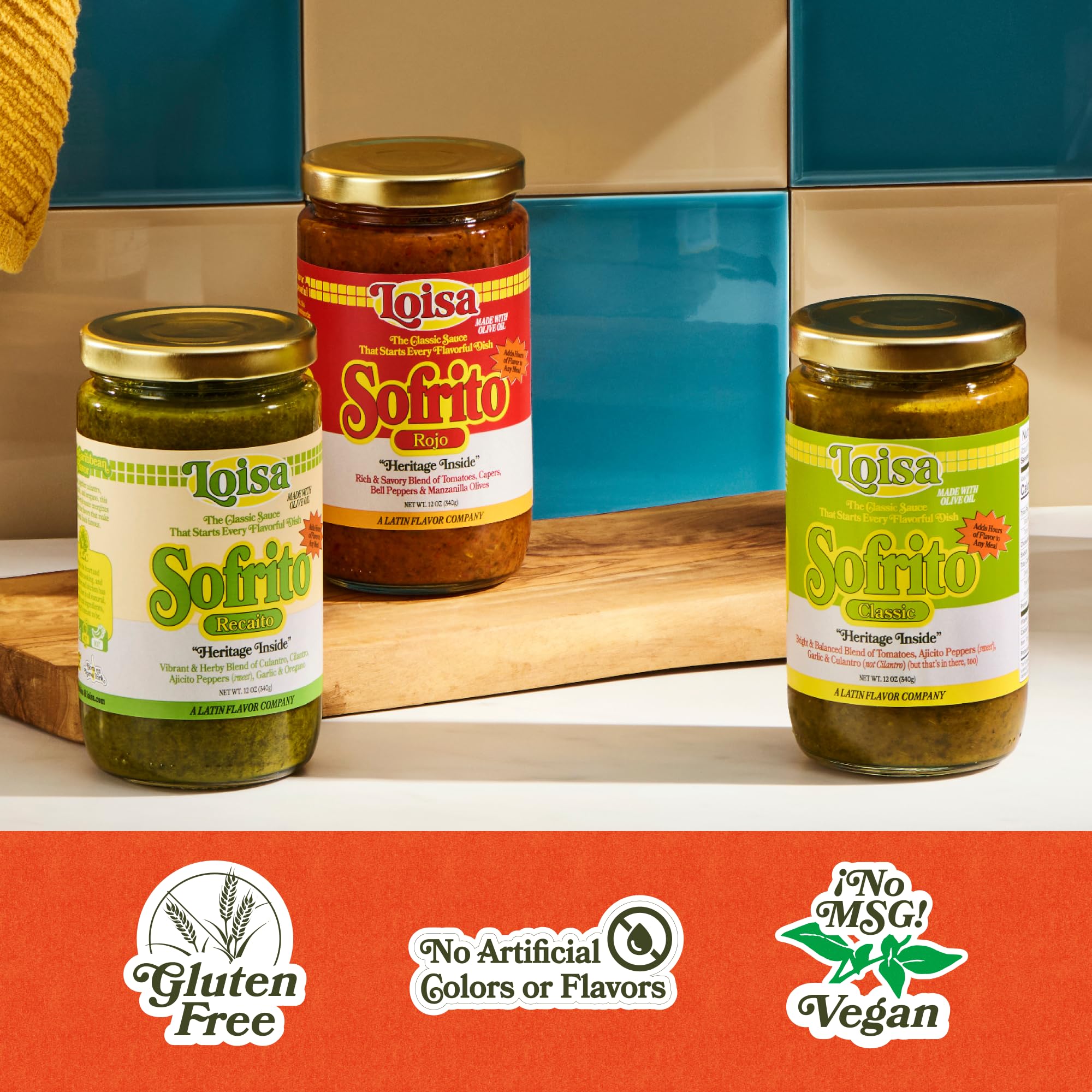Loisa 12 oz jar next to a measuring cup showing pantry size