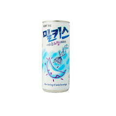 Lotte Milkis close-up of carbonation and texture highlighting creamy fizz and appeal