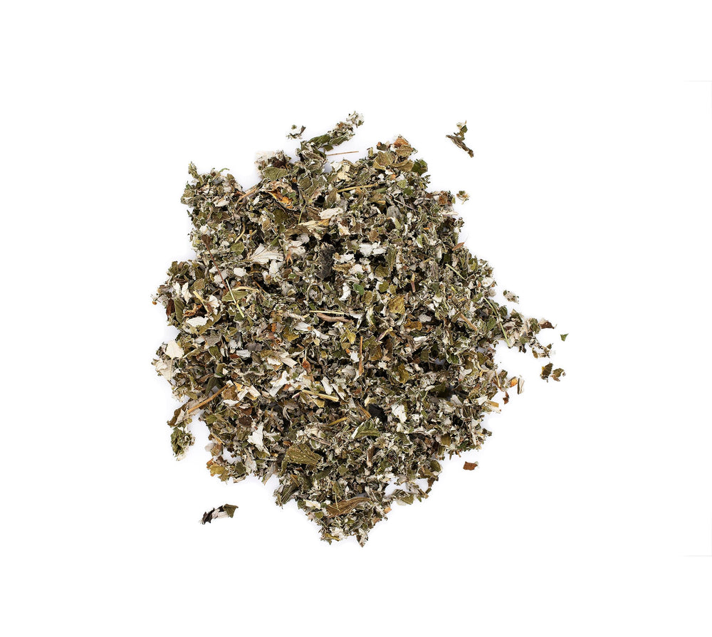 MagJo close-up of dried red raspberry leaf texture highlighting quality and consistency