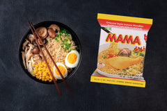 MAMA noodle close-up texture showing springy strands and quick-cook benefit