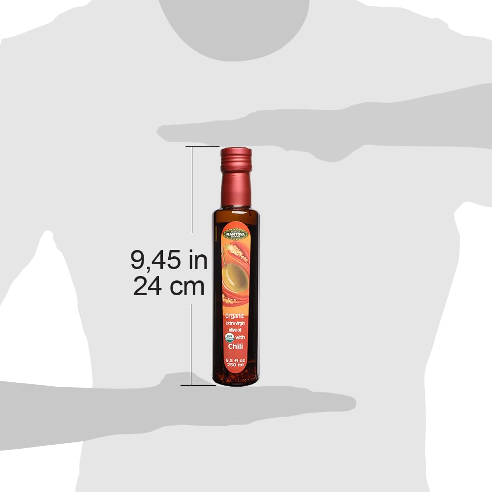mantova bottle in hand for size comparison, benefit: portable 8.5 oz bottles for home use