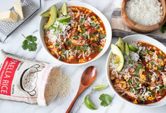 Matiz Valenciano rice grains close-up showing medium-grain texture and absorbency benefit