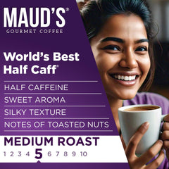 Maud's instant powder texture close-up demonstrating smooth Arabica flavor