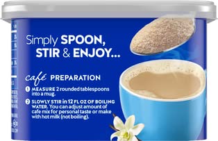 MAXWELL HOUSE pouring mix into mug, quick preparation and convenience benefit