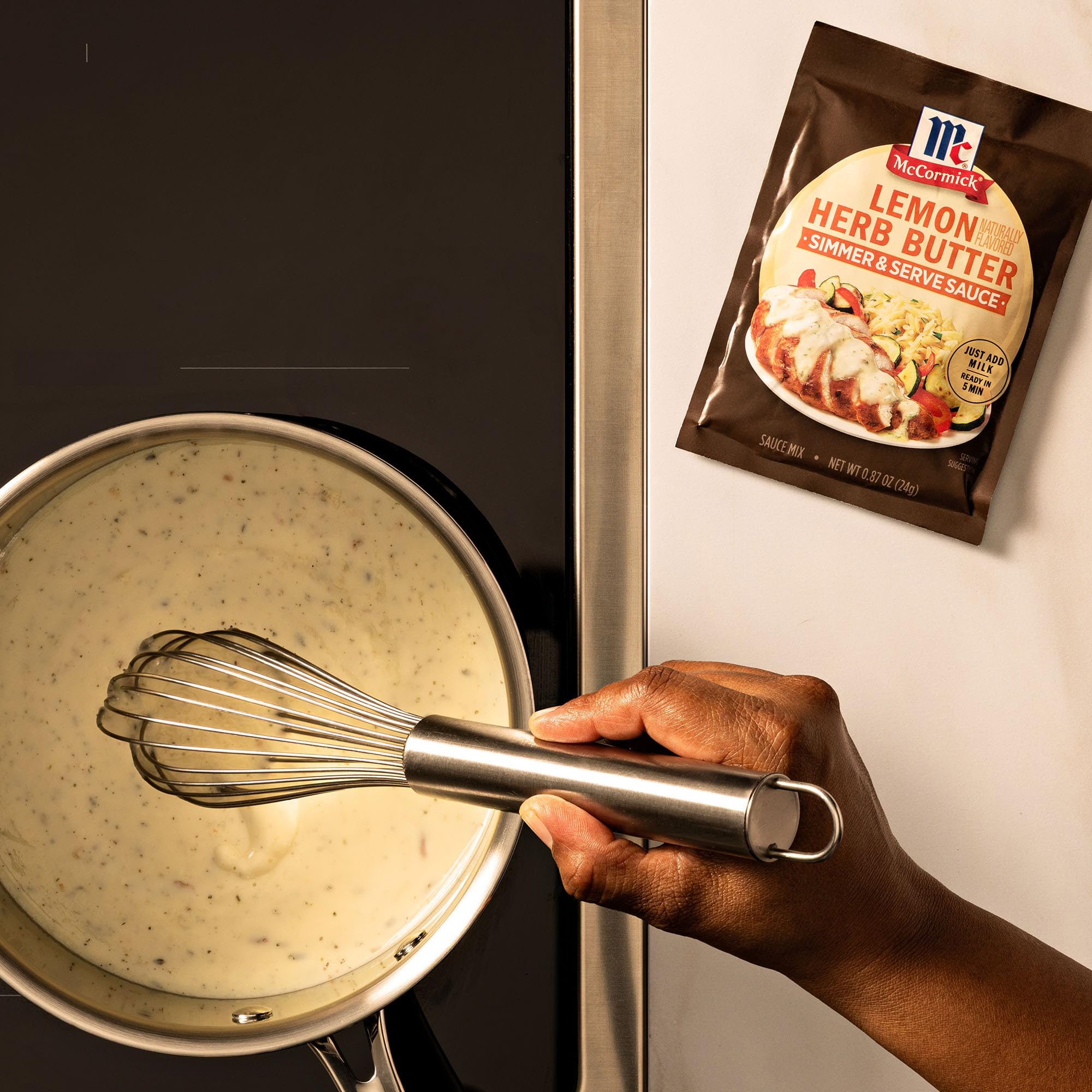 McCormick next to spoon showing pouch size and easy portioning benefit
