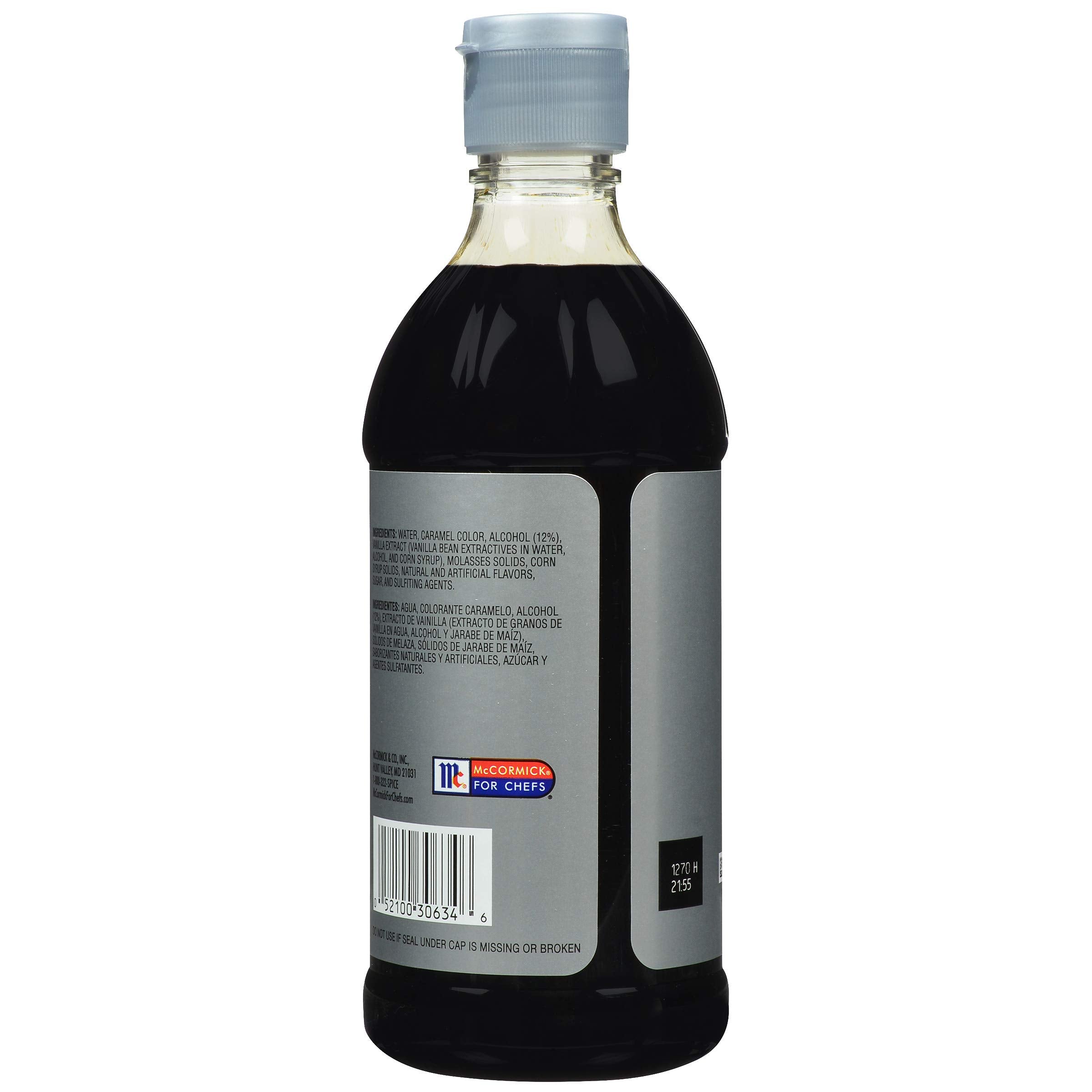 McCormick Culinary easy-pour spout detail for controlled dispensing and less mess