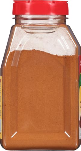 Ground Saigon cinnamon texture close-up showing rich aroma and color
