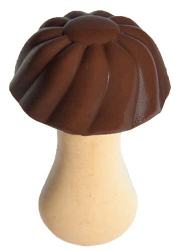 Generic Miltonas glossy chocolate coating detail emphasizing smooth melt-in-mouth