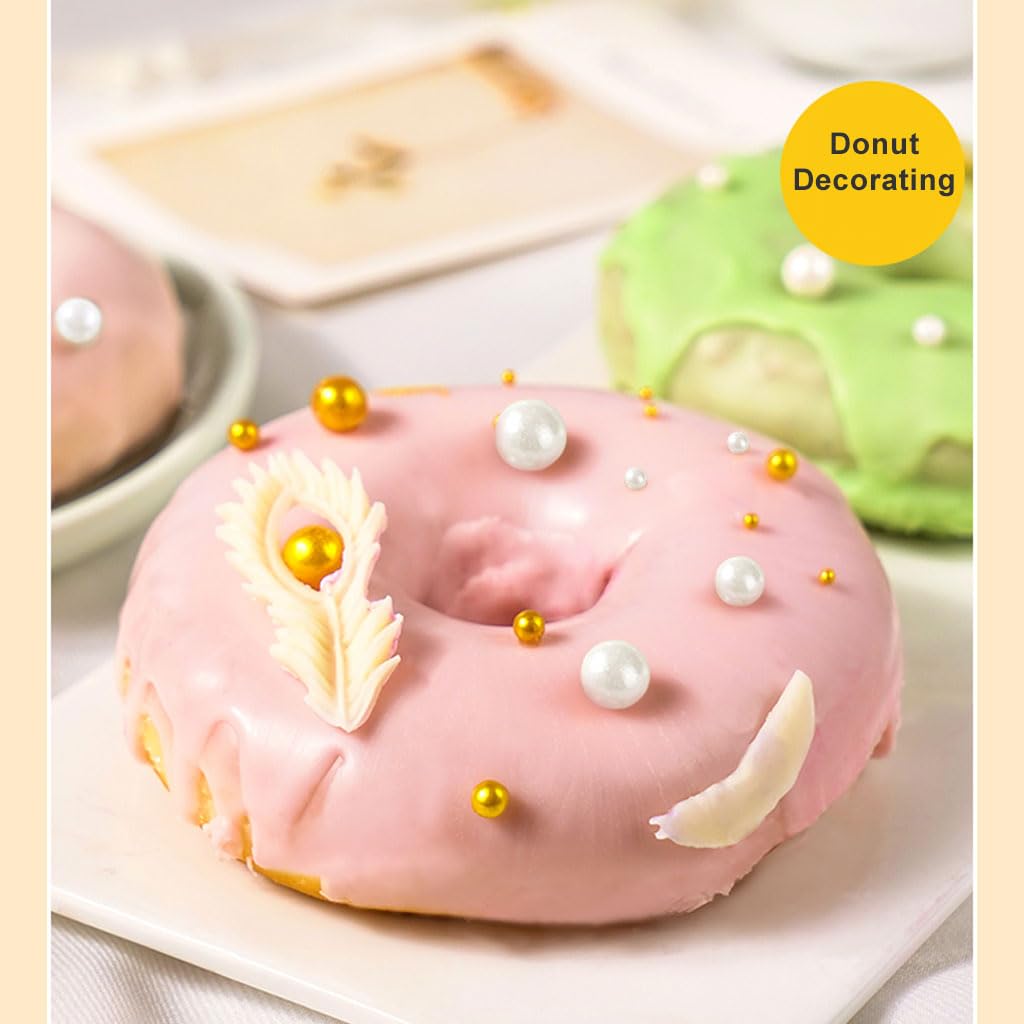Mkostlich pearls decorating a wedding cake adding elegant visual appeal benefit
