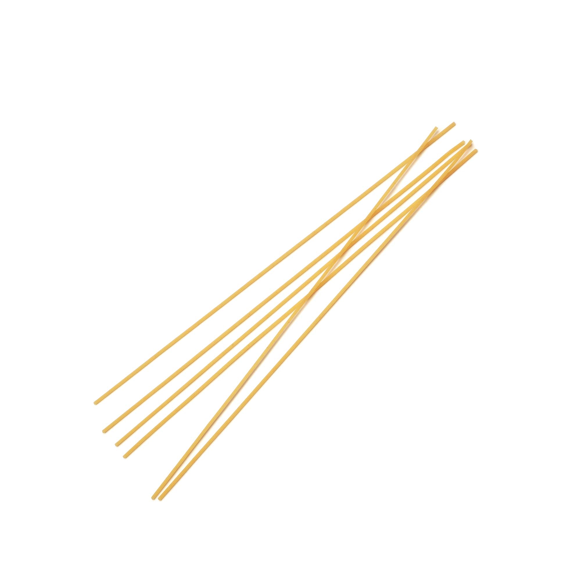 Monograno Felicetti close up of spaghetti strands highlighting firm texture