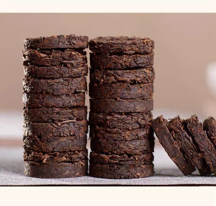 MOORCHOCO multiple steeps in glass pots showing repeated infusion yield