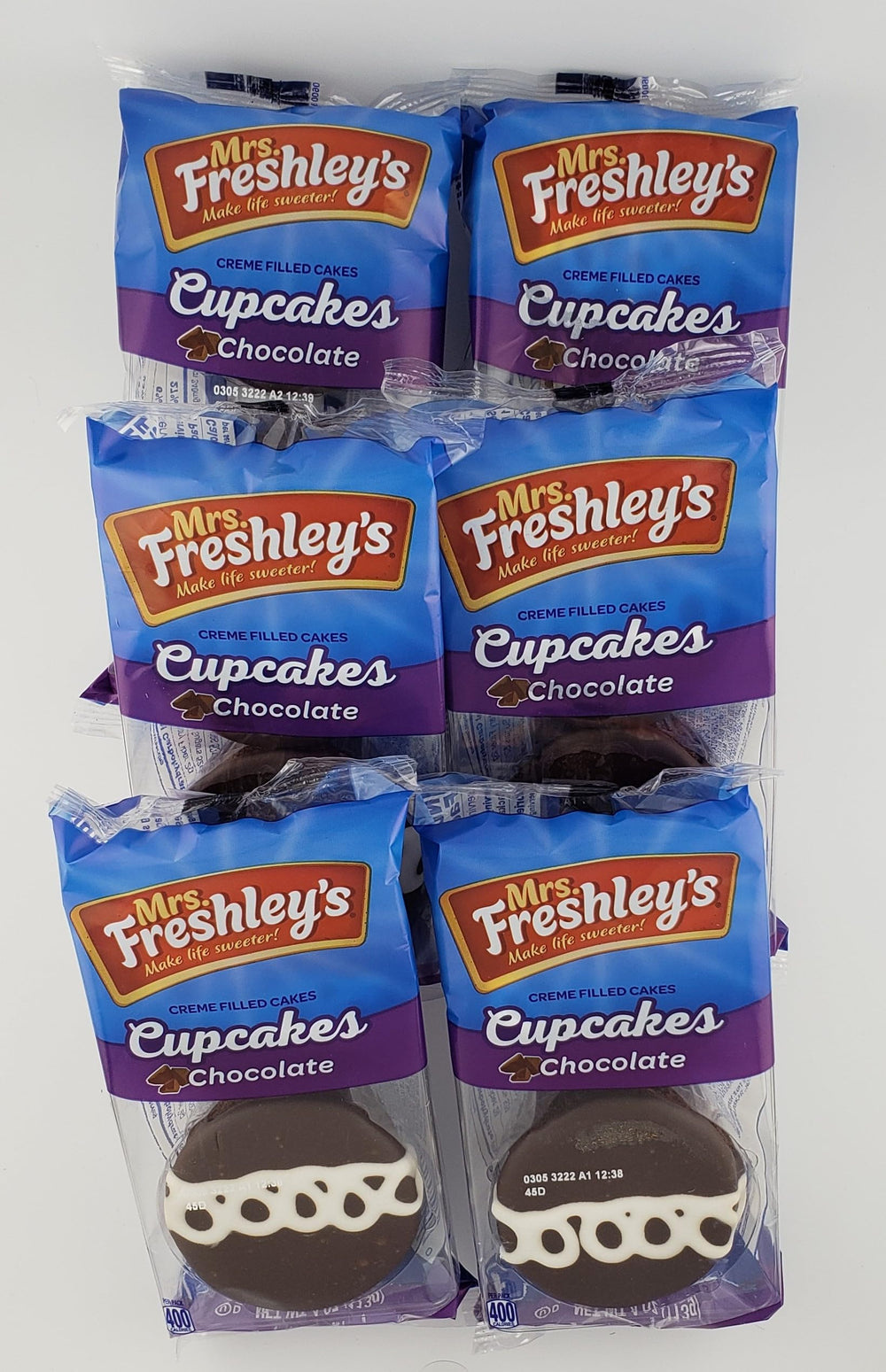 Mrs. Freshley's close-up of cake texture and cream center highlighting moistness and taste benefit