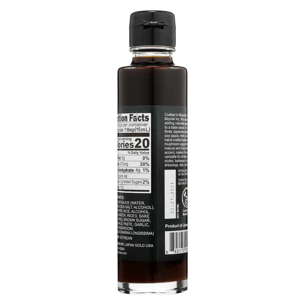 Muso From Japan bottle top close-up highlighting pour spout for controlled seasoning