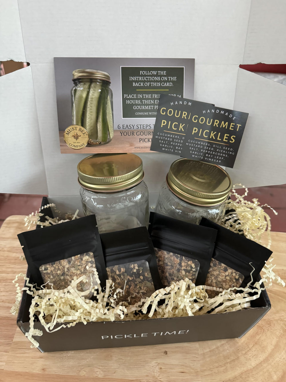 MUST BEE finished dill pickles in jar ready to serve