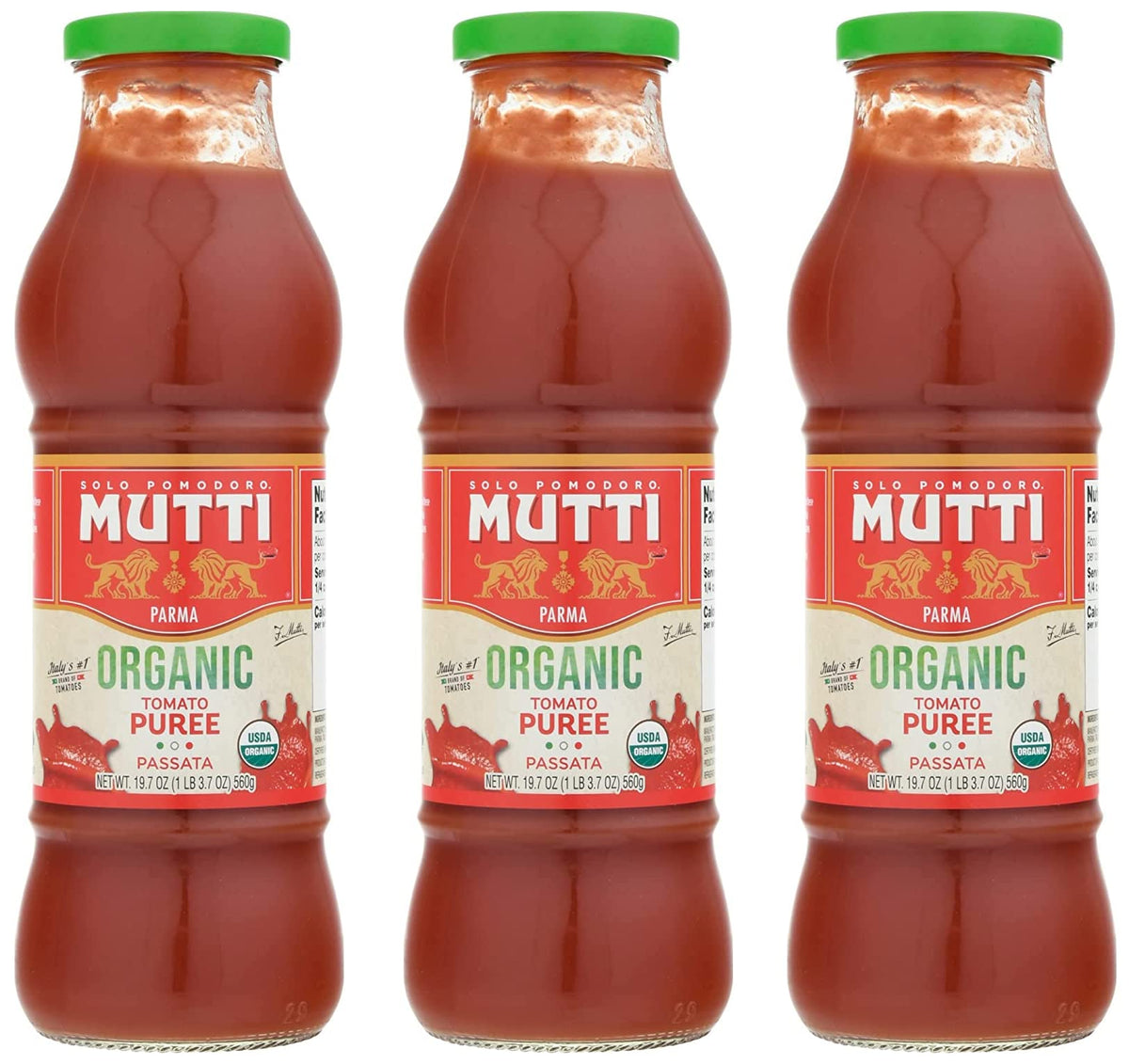 Mutti organic passata front packaging showing product and clean ingredients benefit