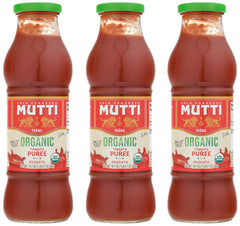 Mutti organic passata front packaging showing product and clean ingredients benefit
