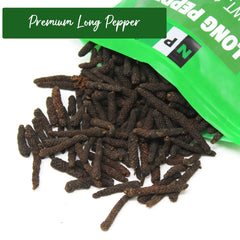 Natural Plus Green long pepper in spoon showing portion ready to add flavor