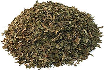 Naturejam crushed mint texture close-up highlighting chopped mentha and aroma