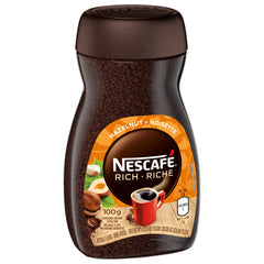 close-up of NESCAFÉ granules texture highlighting instant solubility and rich aroma
