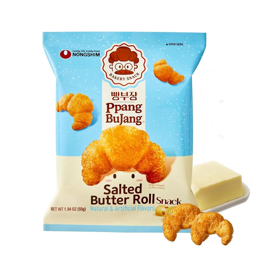 Nongshim single croissant-shaped roll close-up highlighting crisp bite benefit