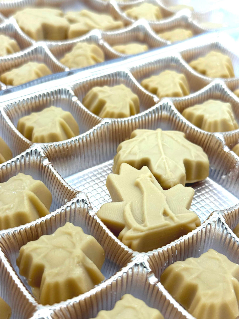Nova Maple Candy opened bag with candies visible preserving freshness benefit