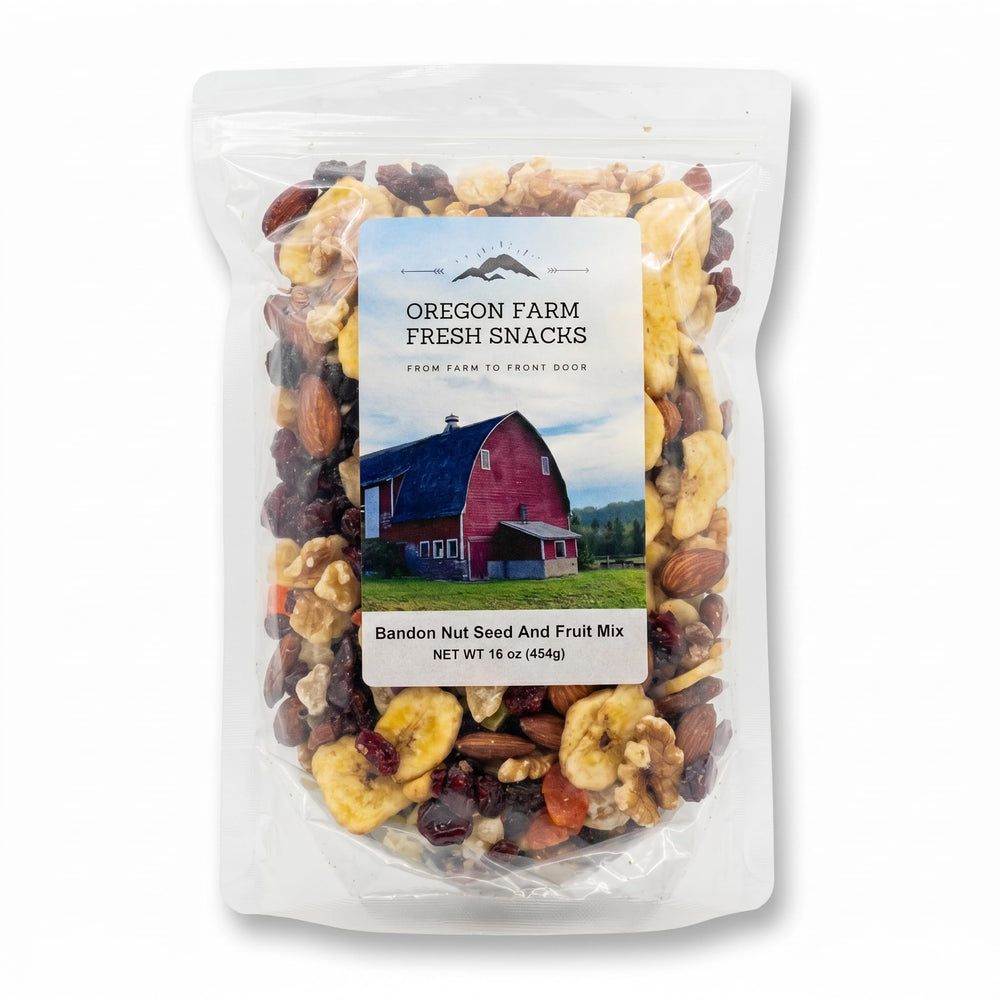 OREGON FARM FRESH close-up of mix texture highlighting nut and fruit crunch