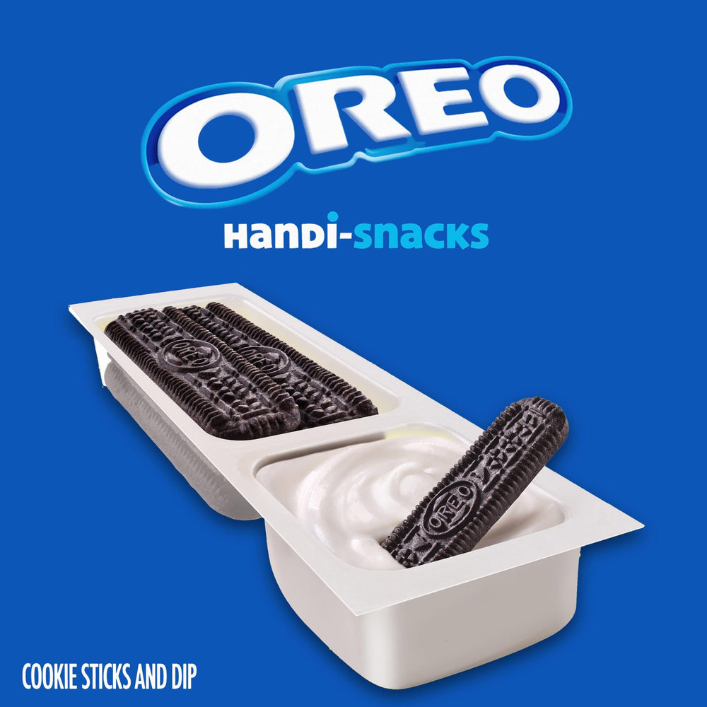 OREO two-compartment pack layout keeping cookies crisp and dip separate