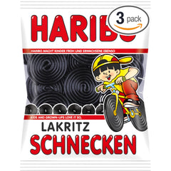 ORIVEN Lakritz Schnecken close-up spiral texture highlighting chewy licorice appeal