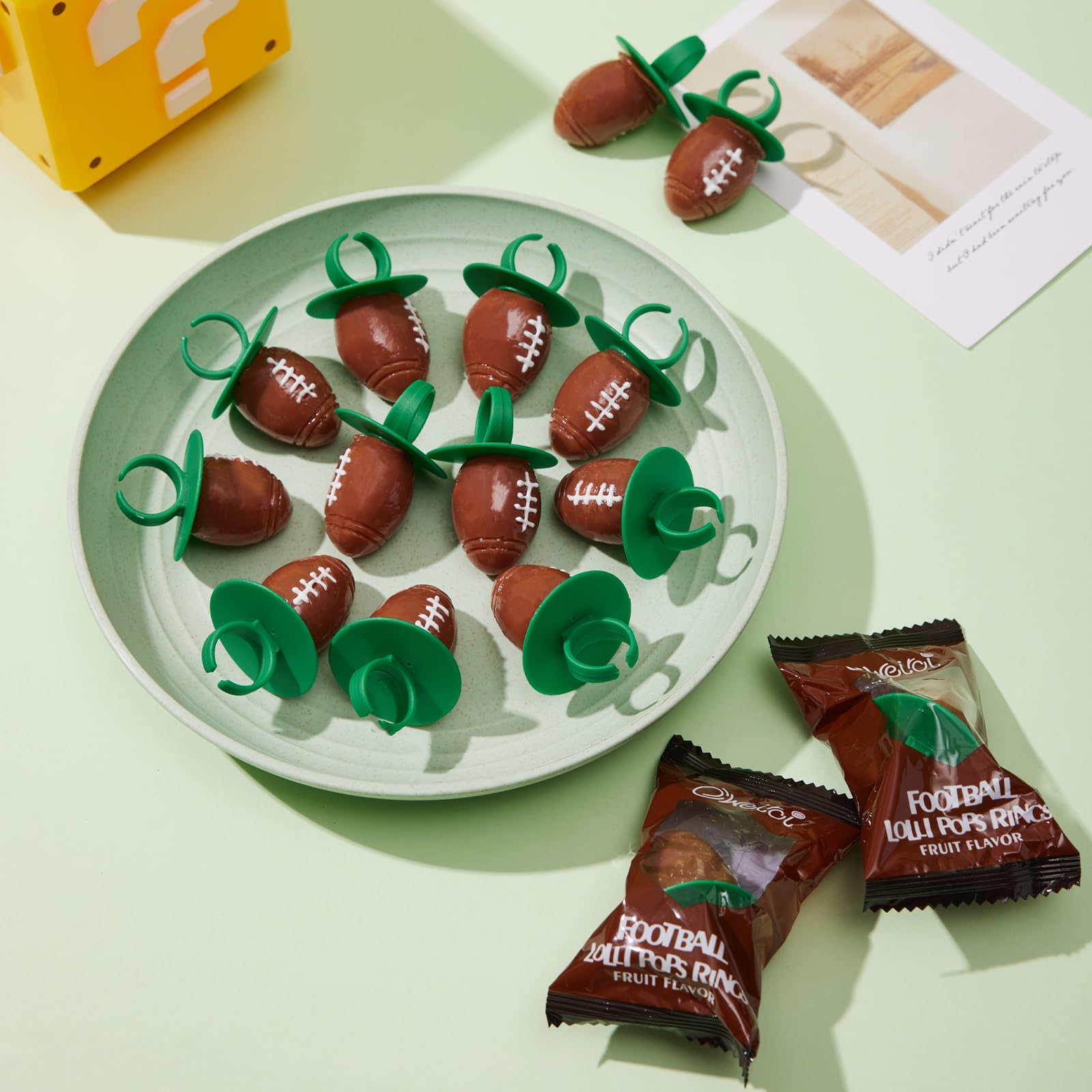 Oweiroi individually wrapped suckers arranged to show hygiene and portability